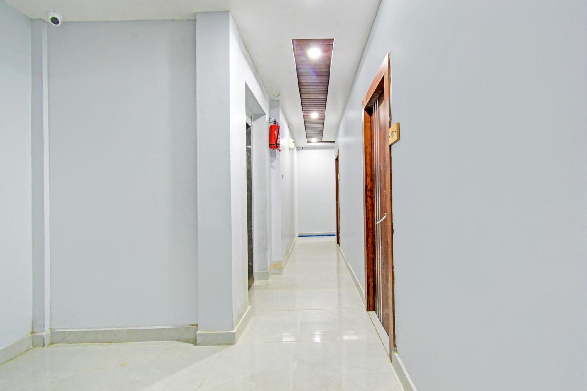 Hotel O Rbs Square Inn Uppal Хайдарабад Экстерьер фото